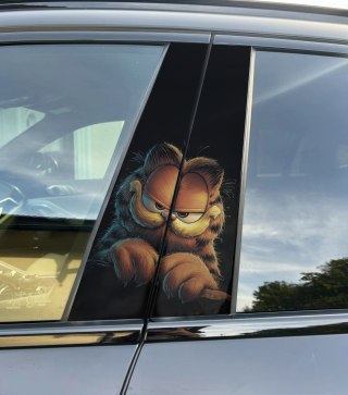 Naklejka na słupek auta Garfield Folia Premium GRATIS