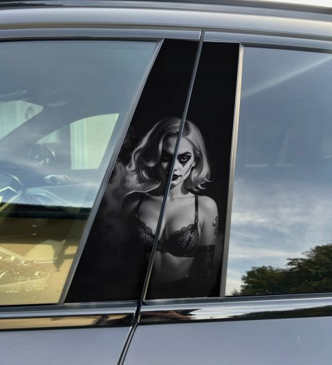 Naklejka na słupek auta Harley Quinn Folia Premium GRATIS
