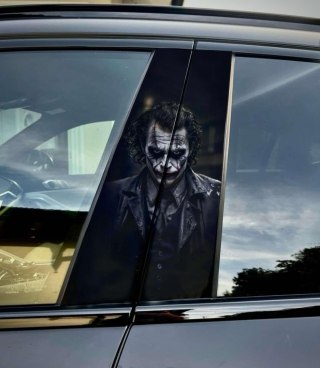 Naklejka na słupek auta Joker 3 Folia Premium GRATIS